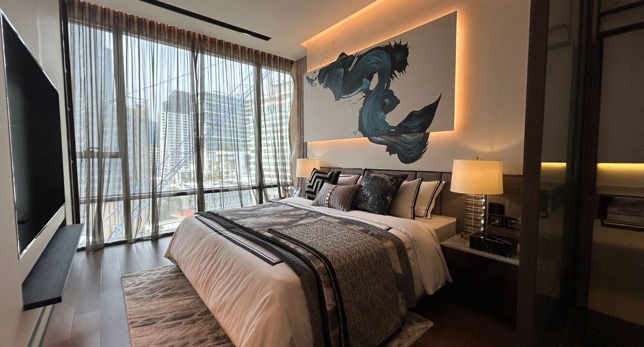 For sale 2 bedrooms condo in Watthana, Bangkok