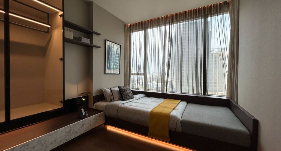 For sale 2 bedrooms condo in Watthana, Bangkok