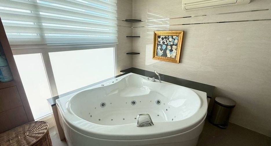 Condo en venta de 2 habitaciones en Bang Lamung, Chonburi