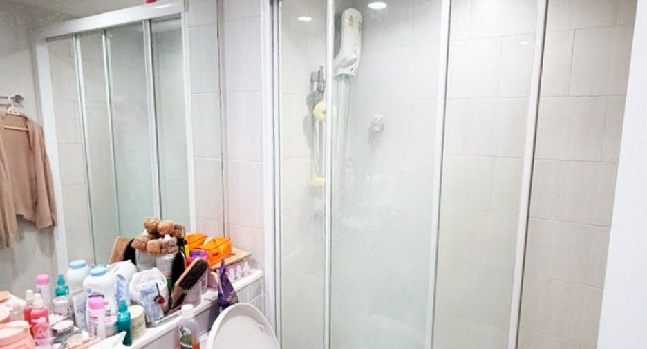 For sale 1 Beds condo in Lat Phrao, Bangkok