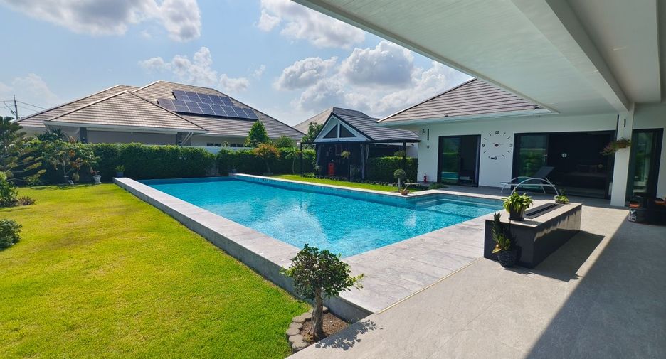 For sale 4 ベッドルーム villa in Hua Hin, Prachuap Khiri Khan