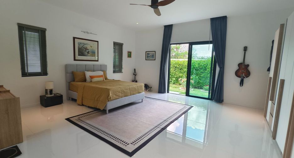 For sale 4 ベッドルーム villa in Hua Hin, Prachuap Khiri Khan