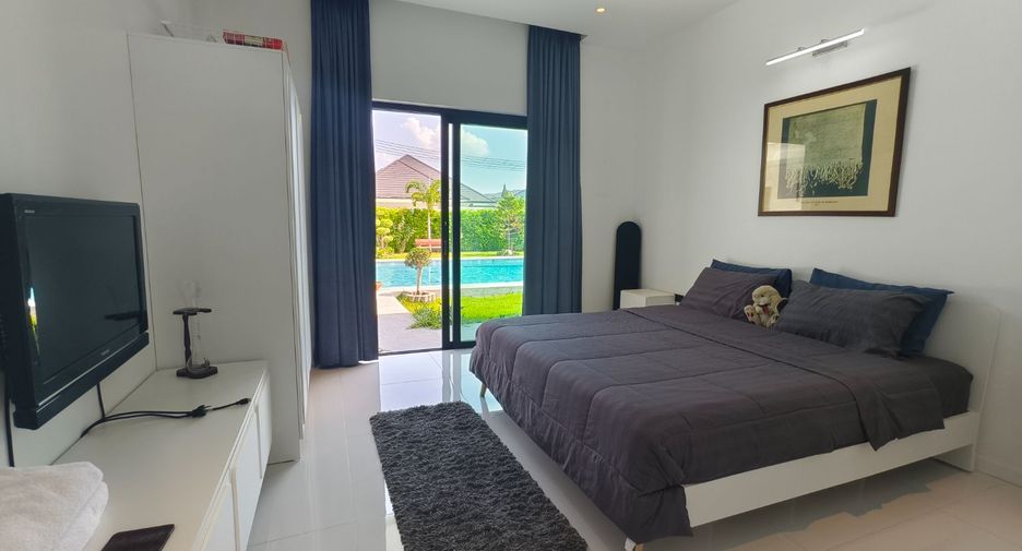 For sale 4 ベッドルーム villa in Hua Hin, Prachuap Khiri Khan