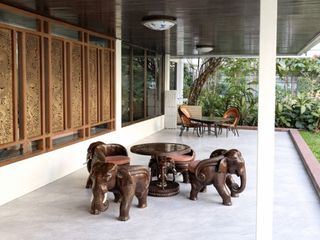 For sale 8 ベッドルーム house in Bang Rak, Bangkok