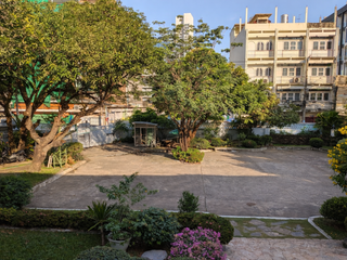 For sale 8 ベッドルーム house in Bang Rak, Bangkok