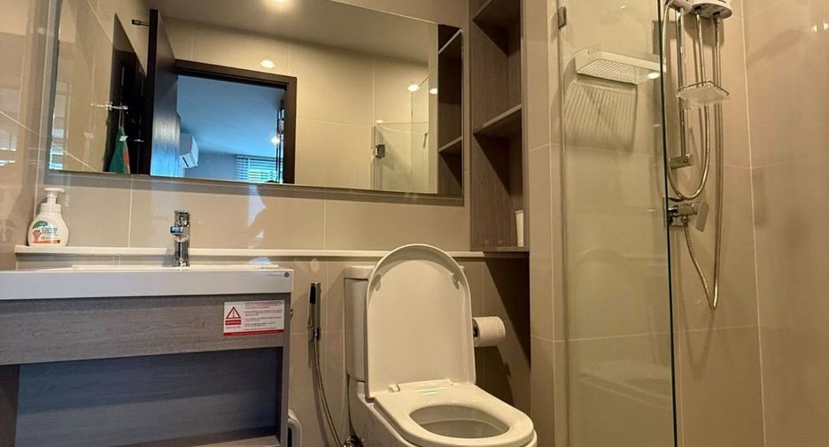 For rent 1 bed condo in Phaya Thai, Bangkok