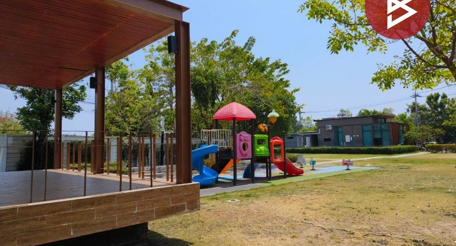 For sale 3 bedrooms townhouse in Bang Phli, Samut Prakan