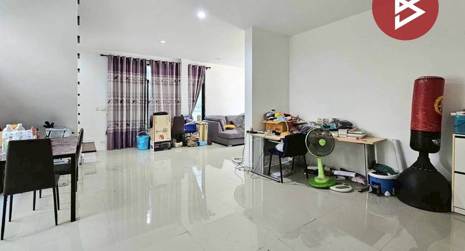 Продажа 3 спальни дом в Phan Thong, Чонбури