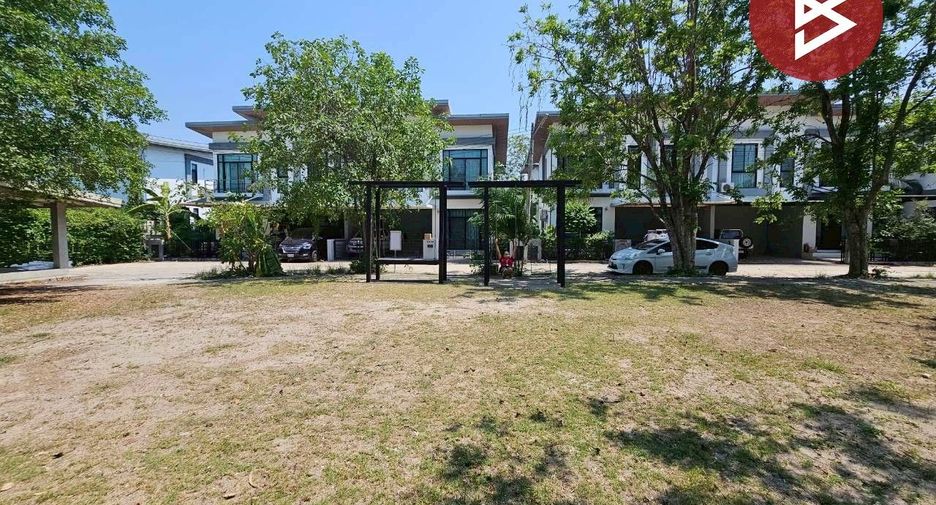 Продажа 3 спальни дом в Phan Thong, Чонбури
