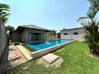 For rent 3 ベッドルーム villa in Bang Lamung, Chonburi