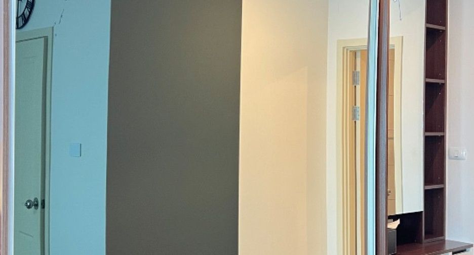 For sale 1 bed condo in Thon Buri, Bangkok