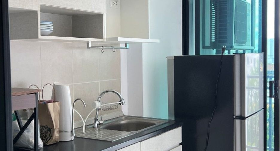 For sale 1 bed condo in Thon Buri, Bangkok