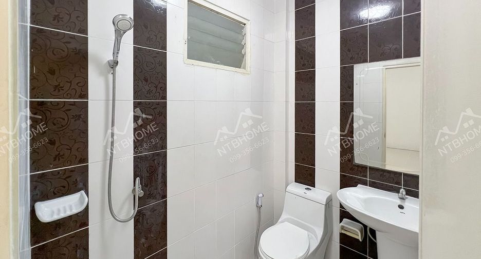 For sale 3 bedrooms townhouse in Bang Bua Thong, Nonthaburi
