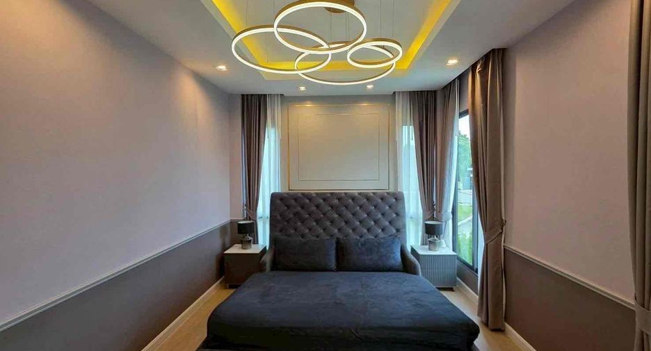 Villa zur Miete und zum Kauf mit 4 Zimmer in East Pattaya, Pattaya