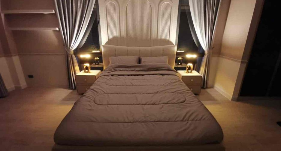 Villa zur Miete und zum Kauf mit 4 Zimmer in East Pattaya, Pattaya