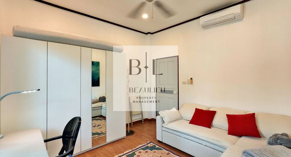 For rent 3 bedrooms house in Sattahip, Chonburi