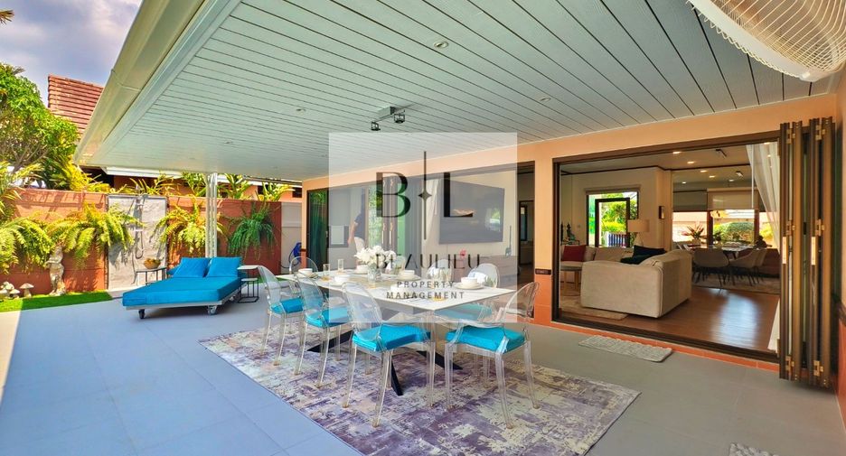 For rent 3 bedrooms house in Sattahip, Chonburi