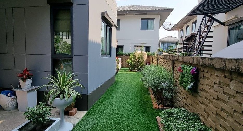 Haus zum Kauf mit 3 Zimmer in Bang Phli, Samut Prakan