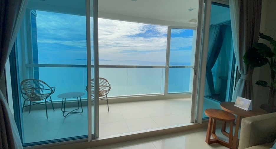 For sale 4 ベッドルーム condo in Bang Lamung, Chonburi