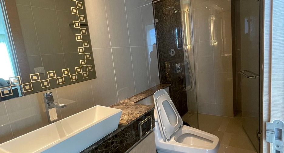 For sale 4 ベッドルーム condo in Bang Lamung, Chonburi