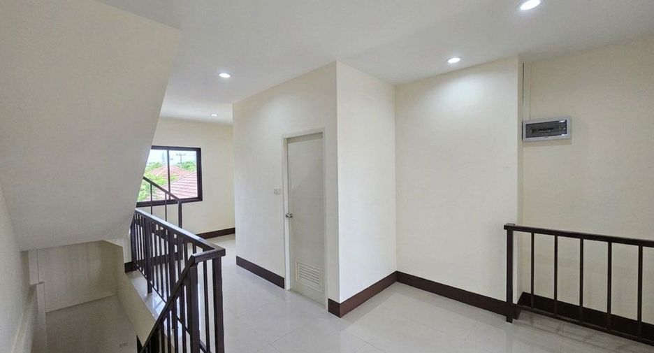For sale 2 ベッドルーム retail Space in Mueang Rayong, Rayong