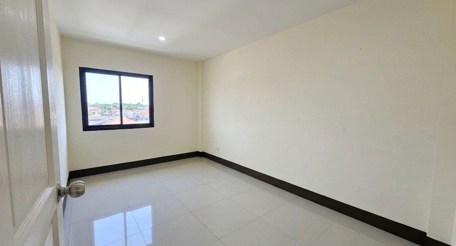 For sale 2 ベッドルーム retail Space in Mueang Rayong, Rayong