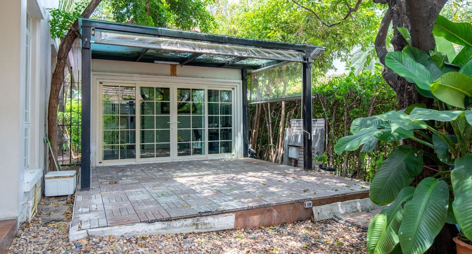 For sale 3 bedrooms house in Pak Kret, Nonthaburi