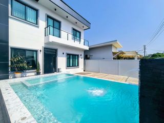 For rent 4 bedrooms house in Prawet, Bangkok