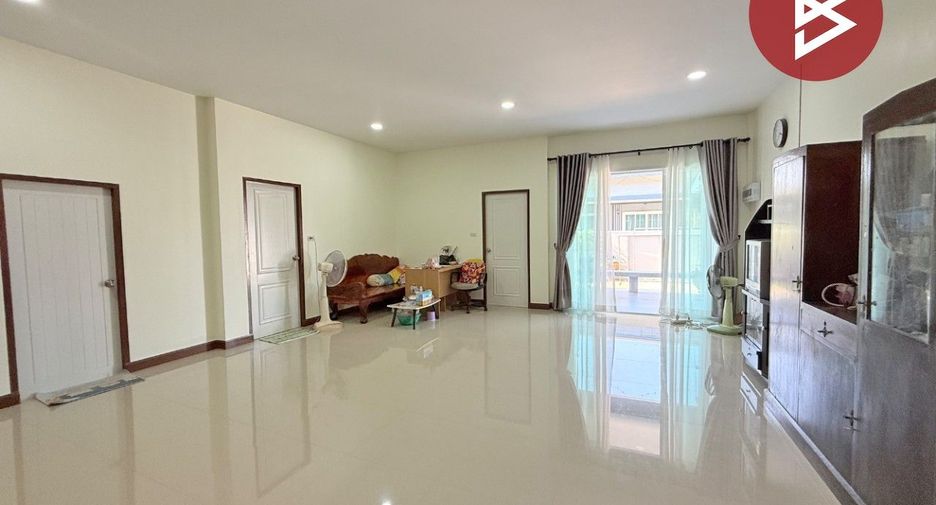 Casa en alquiler de 3 habitaciones en Mueang Samut Songkhram, Samut Songkhram