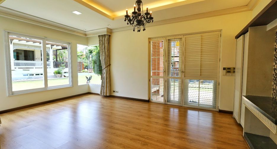 For sale 3 bedrooms house in Bang Bua Thong, Nonthaburi