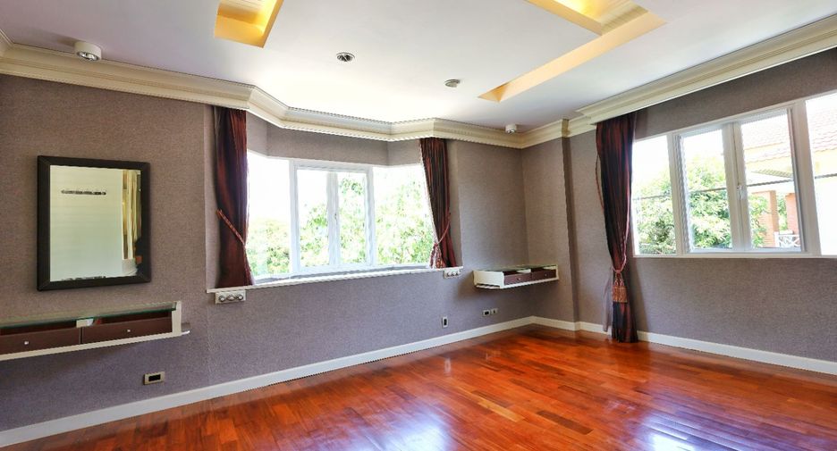 For sale 3 bedrooms house in Bang Bua Thong, Nonthaburi