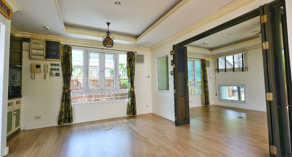 For sale 3 bedrooms house in Bang Bua Thong, Nonthaburi