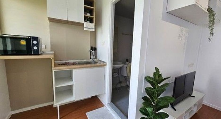 For sale 1 bed condo in Lat Krabang, Bangkok