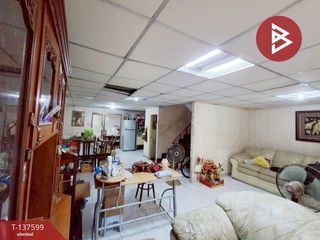Casa adosada en venta de 4 habitaciones en Bang Na, Bangkok