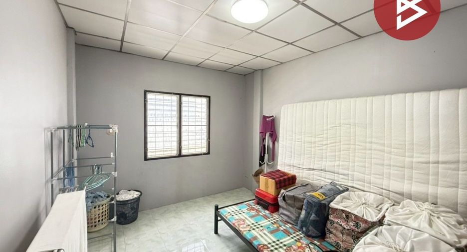 For sale 3 bedrooms townhouse in Lam Luk Ka, Pathum Thani