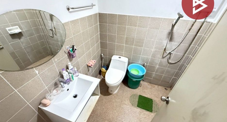 For sale 3 bedrooms townhouse in Lam Luk Ka, Pathum Thani