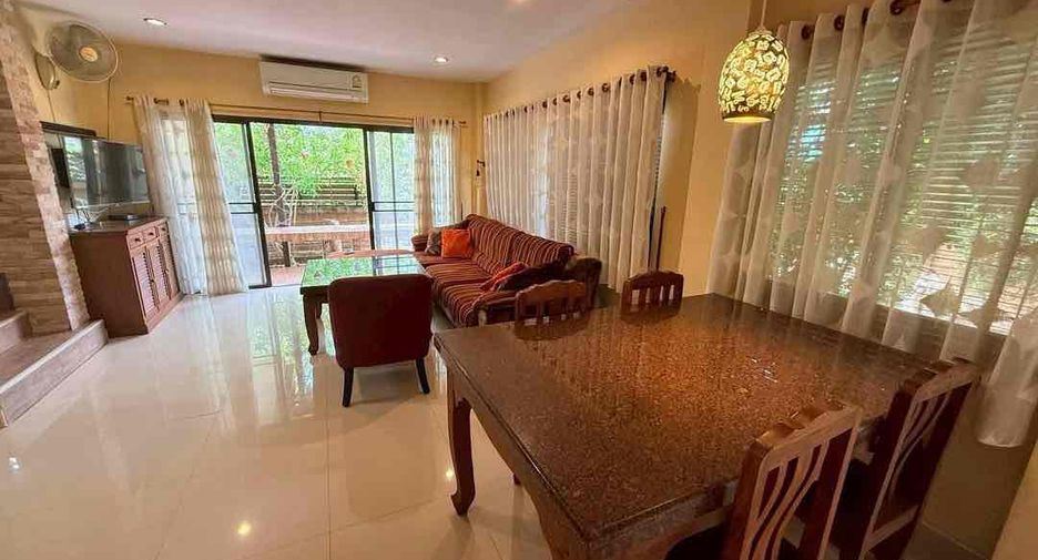 Villa zum Kauf mit 4 Zimmer in Bang Lamung, Chonburi