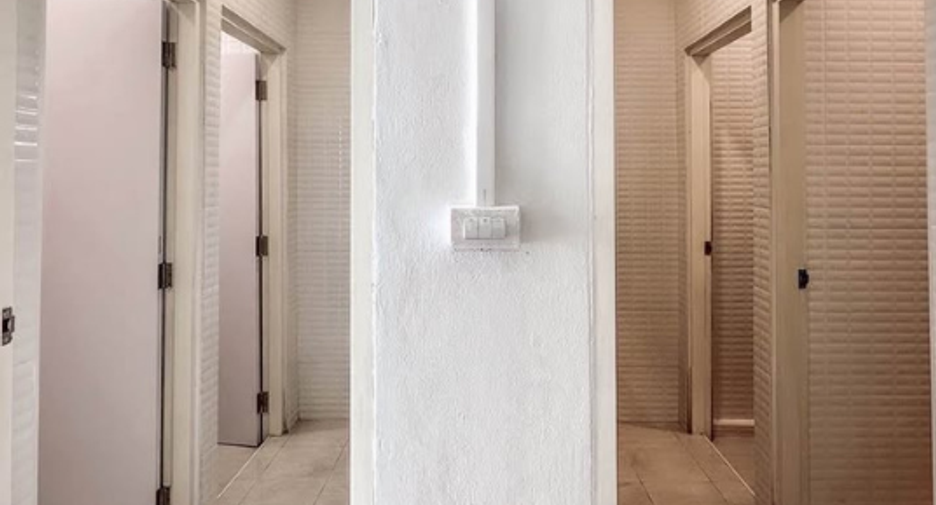Casa adosada en venta de 4 habitaciones en Wang Thonglang, Bangkok