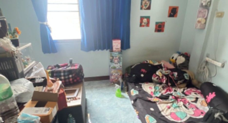 For sale 2 bedrooms townhouse in Mueang Samut Prakan, Samut Prakan