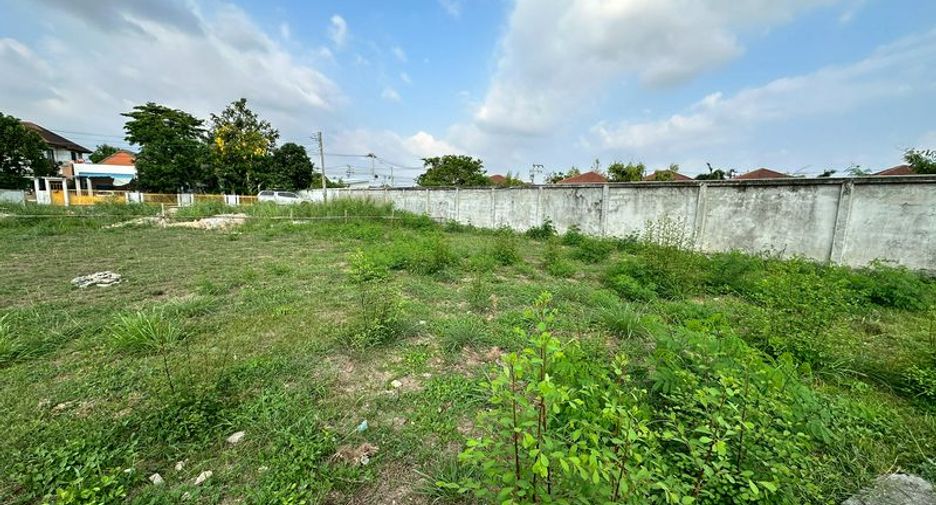 Grundstück zum Kauf in Si Racha, Chonburi