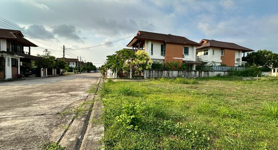 Grundstück zum Kauf in Si Racha, Chonburi