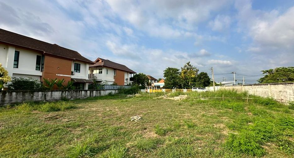 Grundstück zum Kauf in Si Racha, Chonburi