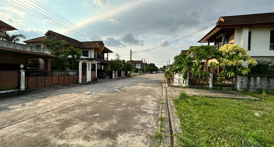 Grundstück zum Kauf in Si Racha, Chonburi