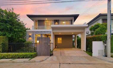 Casa en venta de 4 habitaciones en Bang Bua Thong, Nonthaburi