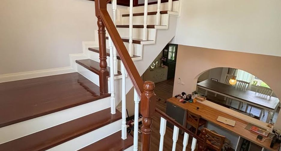Haus zur Miete mit 4 Zimmer in Lat Krabang, Bangkok