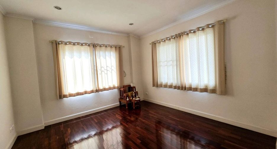 For sale 3 bedrooms house in San Sai, Chiang Mai