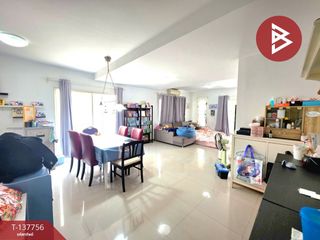 Продажа 3 спальни таунхаус в Si Racha, Чонбури