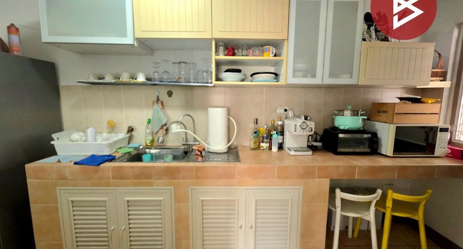 For sale 3 bedrooms townhouse in Si Racha, Chonburi