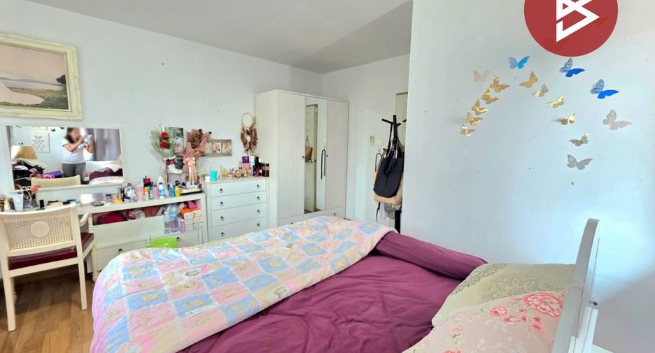 For sale 3 bedrooms townhouse in Si Racha, Chonburi