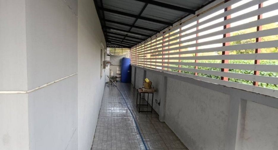 For sale 3 bedrooms townhouse in Min Buri, Bangkok